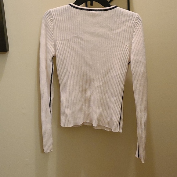 Tommy Hilfiger Sweater - Picture 2 of 6